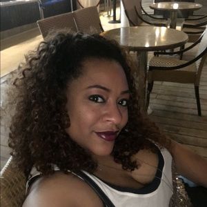 Meet your Posher, Miesha